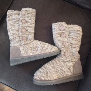 MUK LUKS